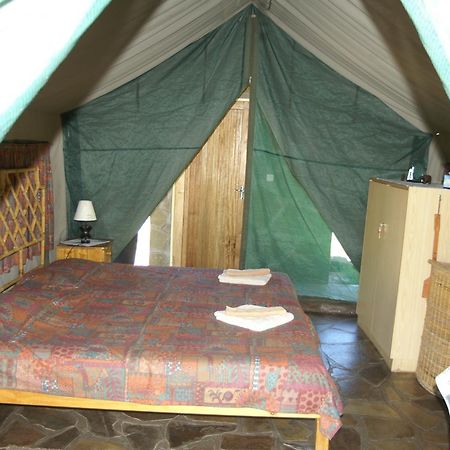 Etusis Lodge Usakos Экстерьер фото