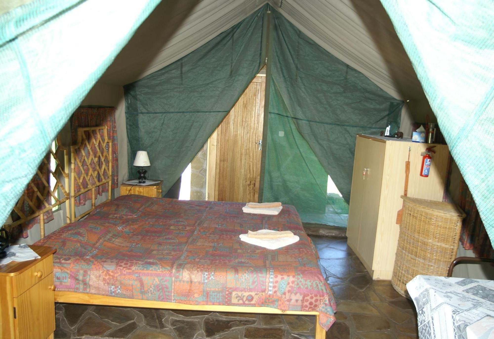 Etusis Lodge Usakos Экстерьер фото