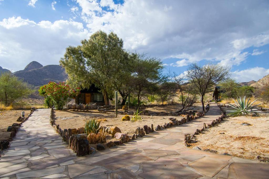 Etusis Lodge Usakos Экстерьер фото