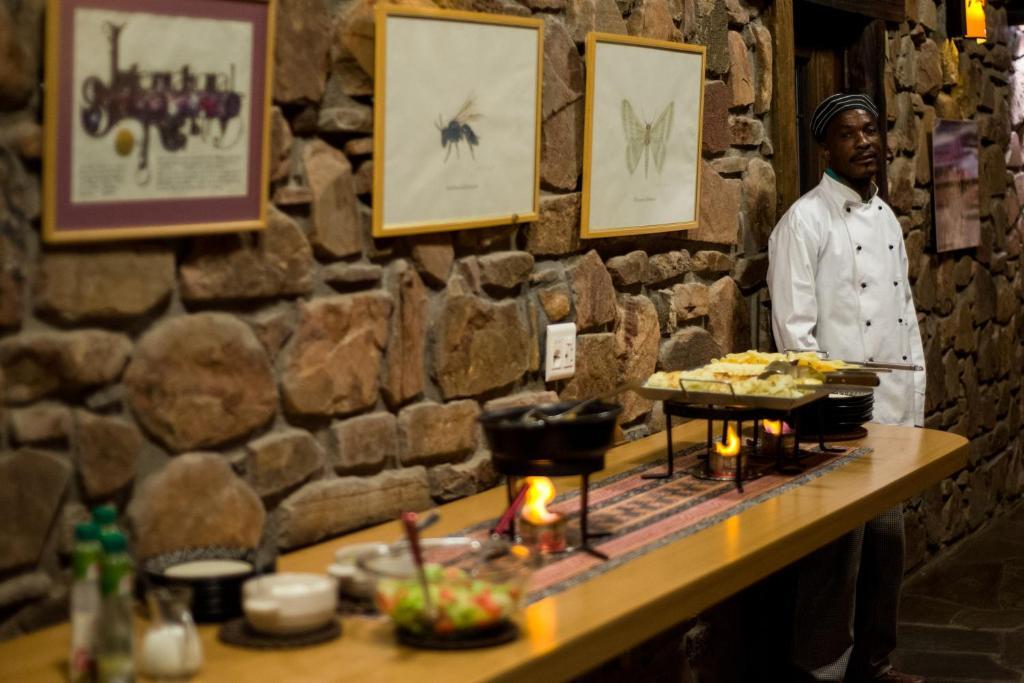 Etusis Lodge Usakos Экстерьер фото