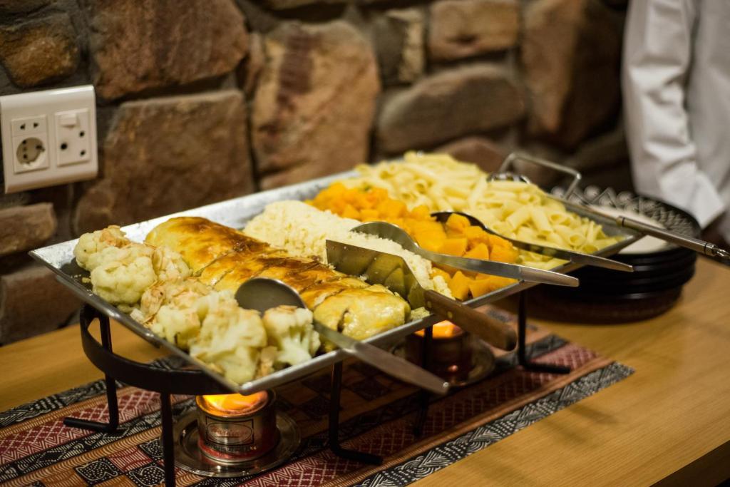 Etusis Lodge Usakos Экстерьер фото