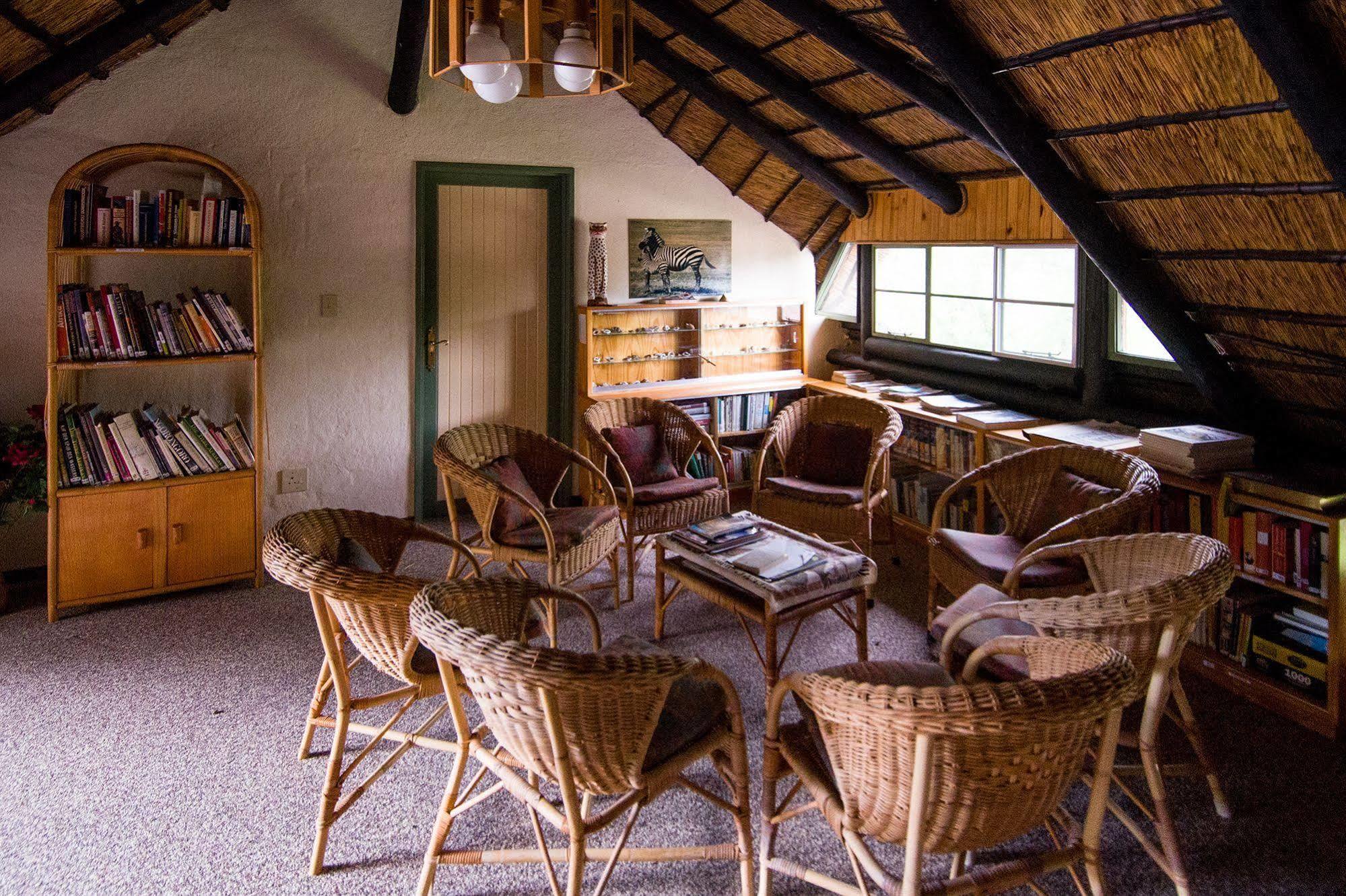 Etusis Lodge Usakos Экстерьер фото